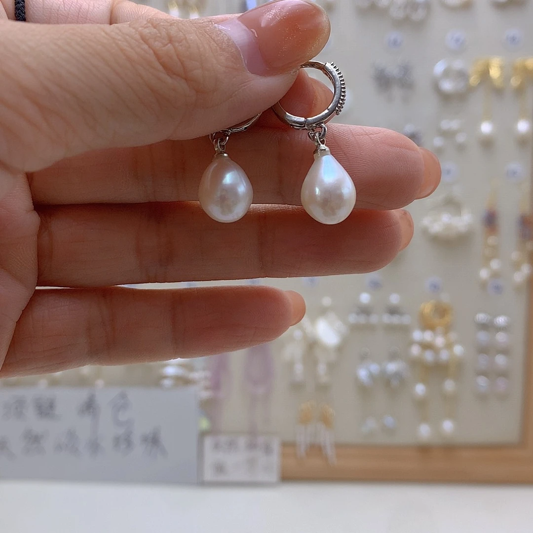 合金耳饰淡水珍珠