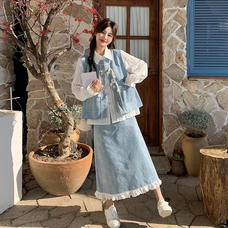 新中式国风牛仔套装女早春穿搭独特漂亮减龄马甲衬衫半身裙三件套