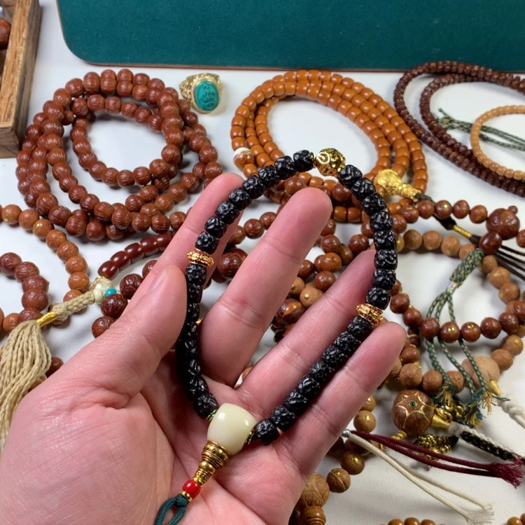 【闪购商品】椰蒂吊坠4454575858586868