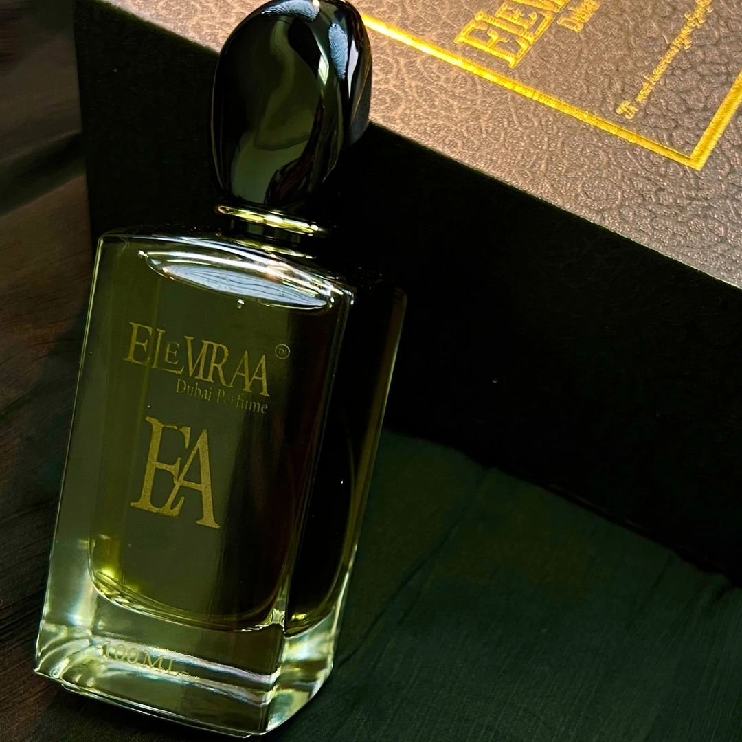 ELEVIRAA迪拜进口香水精油黑色，香味留24个小时