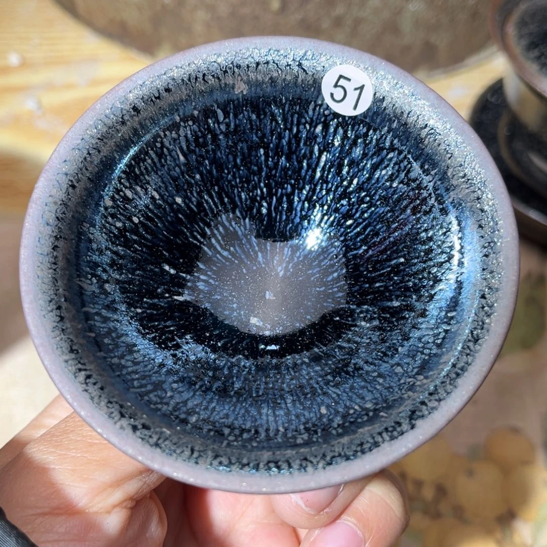 茶盏义兴龙窑坚持真柴烧