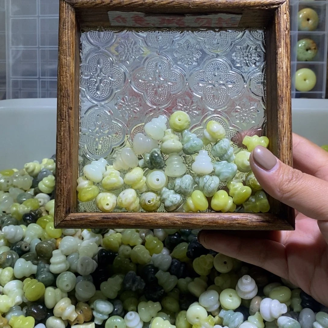 合金蛇纹石玉颈饰178