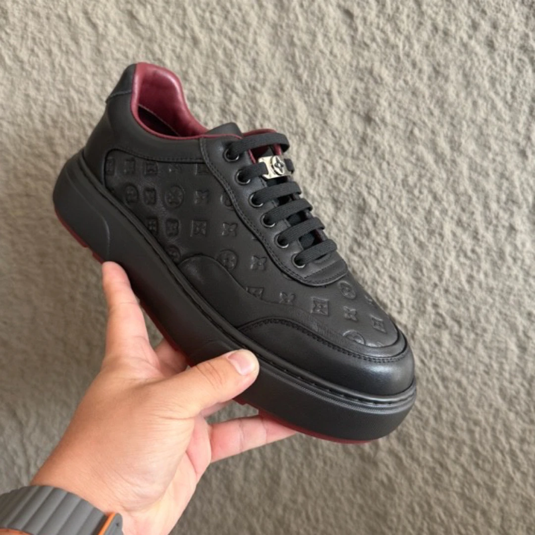 天然牛皮欧货百搭休闲软底男鞋厚防滑系带透气空军板鞋系带防臭