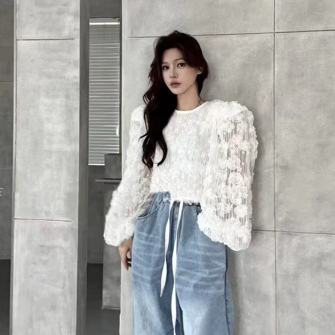 新款设计感小众花朵蕾丝长袖衬衫女遮肉上衣