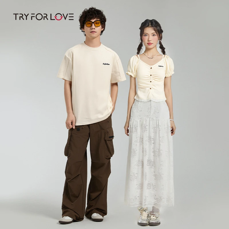 TRYFORLOVE新款夏季情侣上衣设计感V领短袖泡泡短袖休闲百搭T恤女