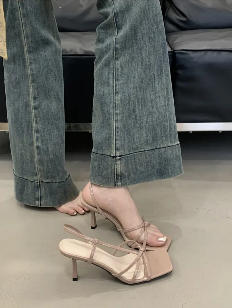 2025夏季新款网红气质一字带细跟凉鞋女法式方头露趾高跟鞋