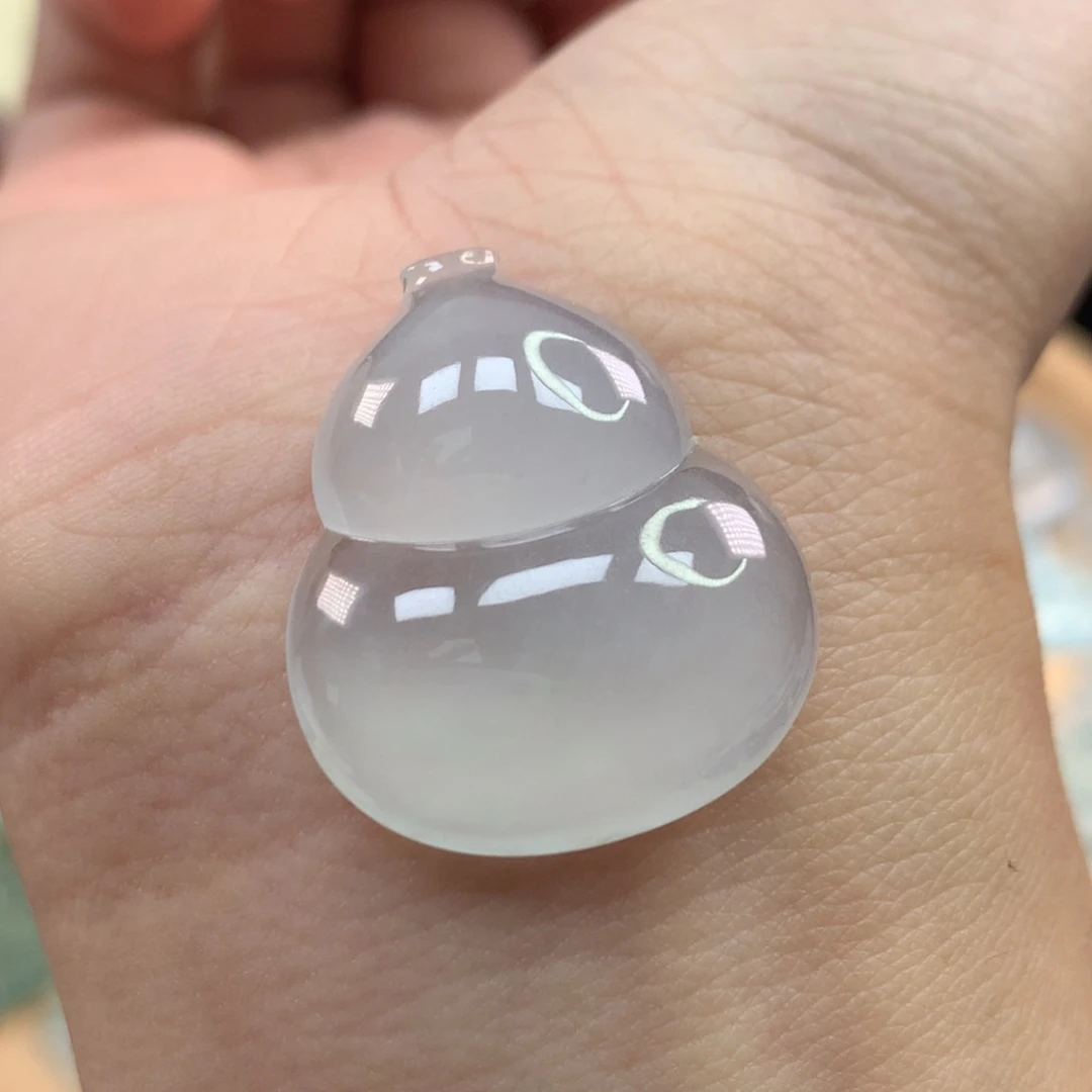 翡翠挂件未镶嵌葫芦