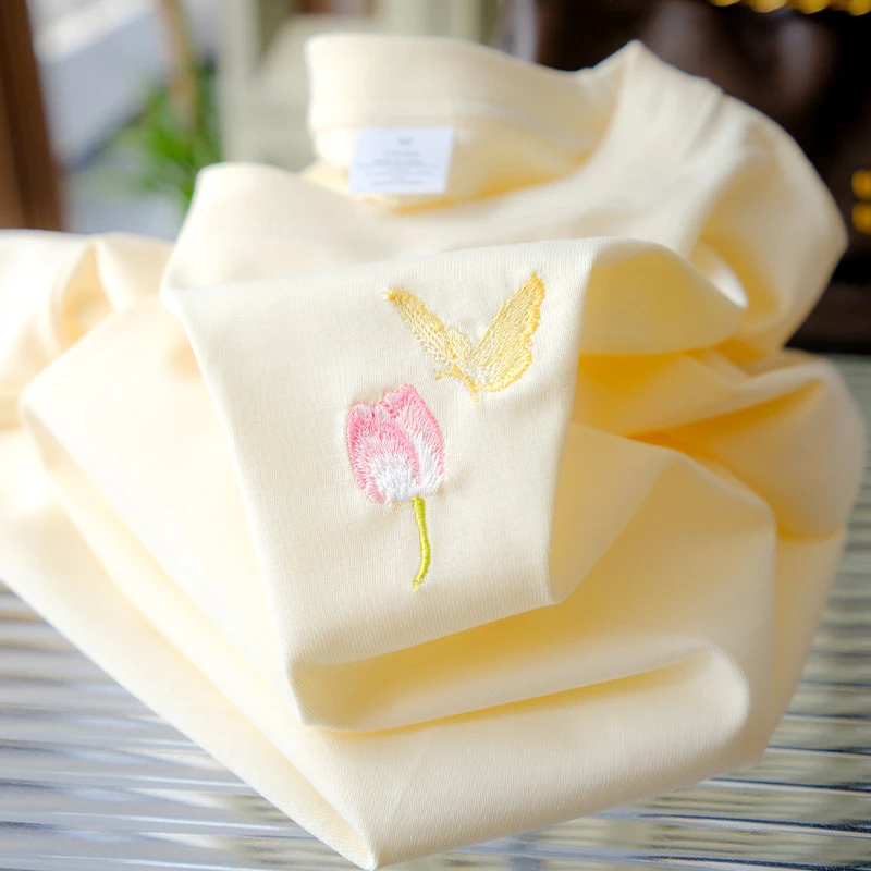 刺绣荷花与蝴蝶纯棉白色短袖t恤女2025夏季新款半袖男士短袖情侣