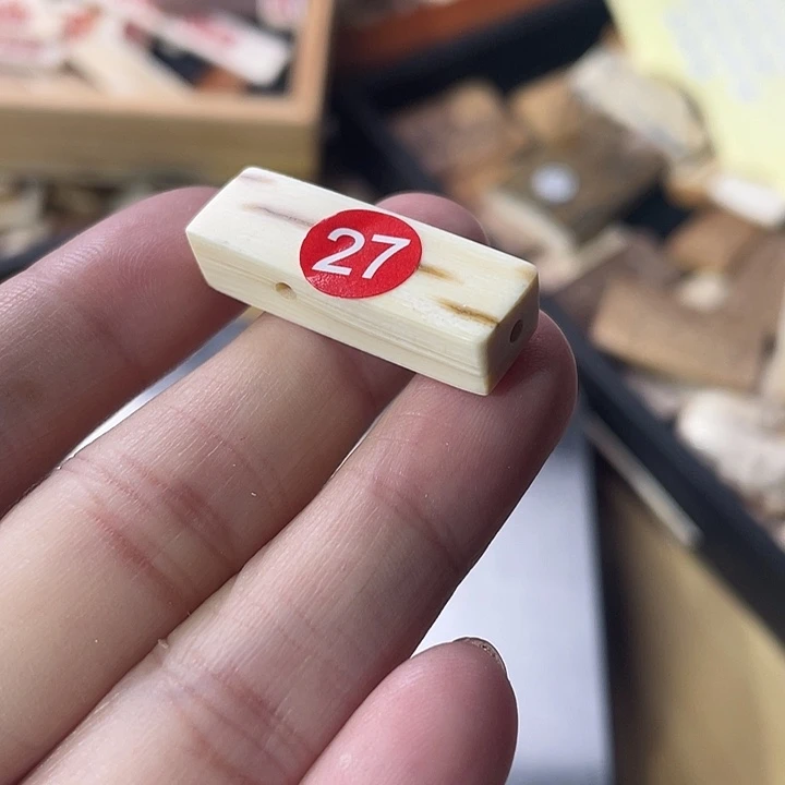 泥塑不打孔联系客服