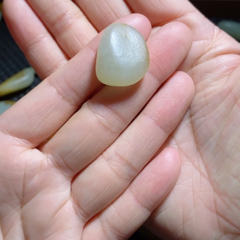 【闪购商品】和田玉未镶嵌珠宝半成品小*