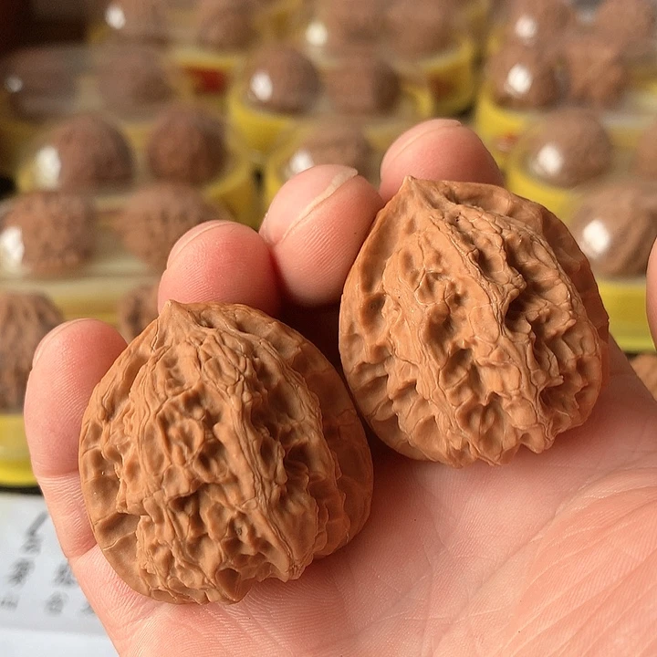 文玩核桃吊坠L*L40梨木台