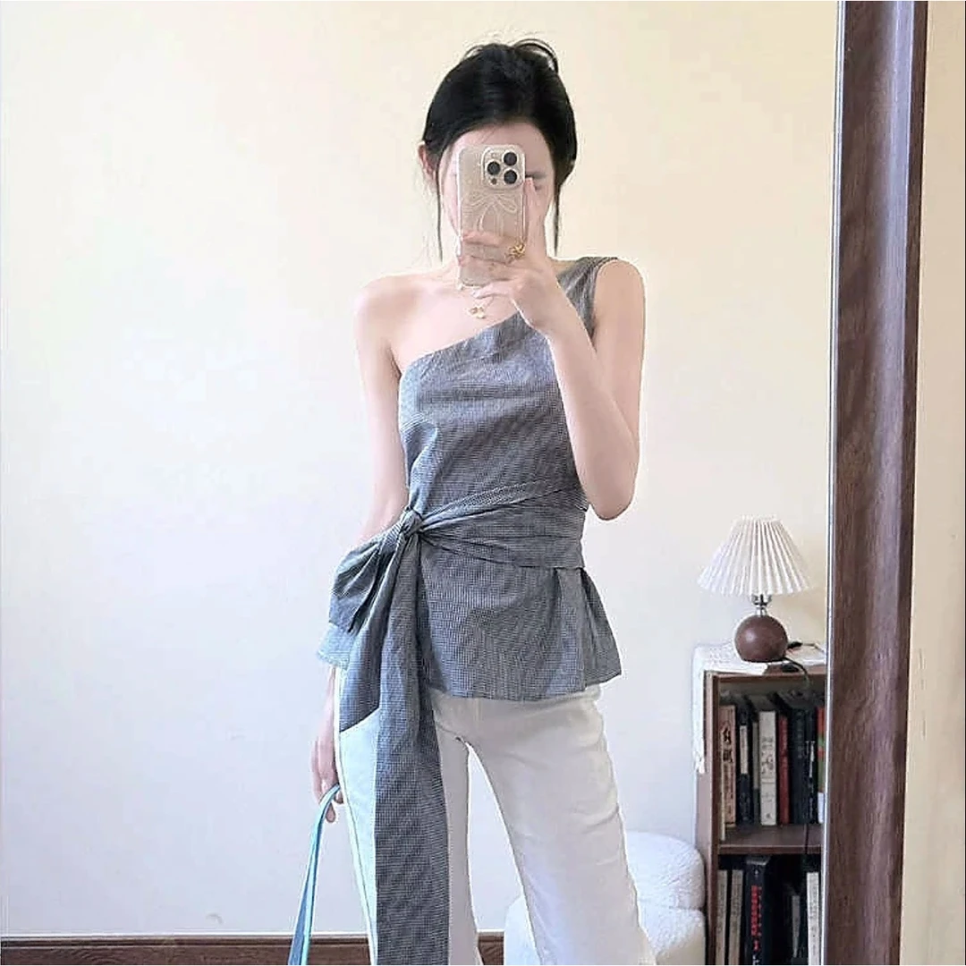 法式复古不规则斜肩绑带格子吊带背心女夏季2025新款气质显瘦上衣
