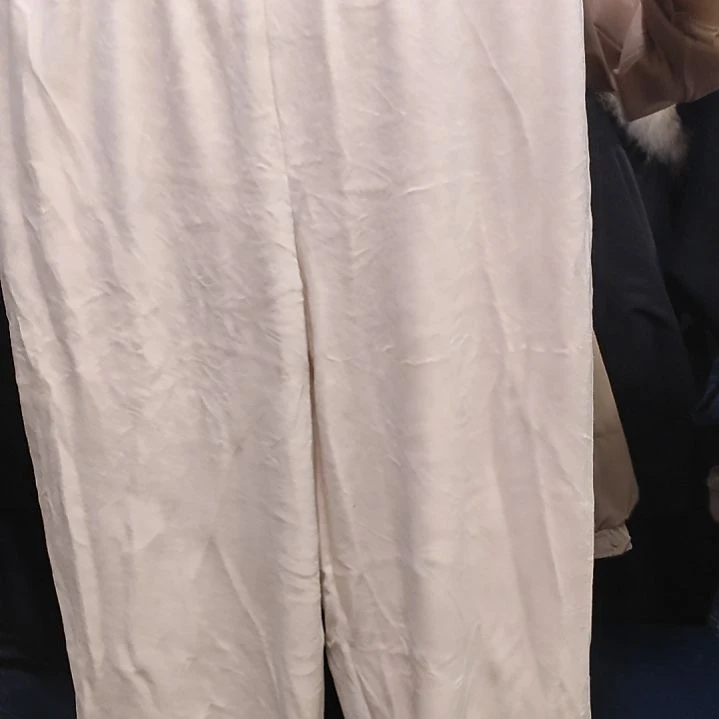 外套穿着舒服透气性好