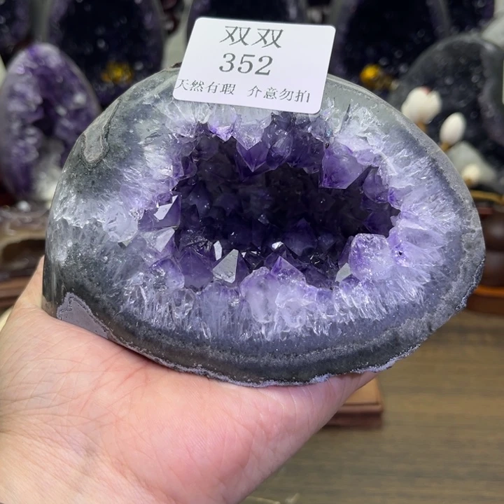 水晶大型摆件（非配饰）未镶嵌