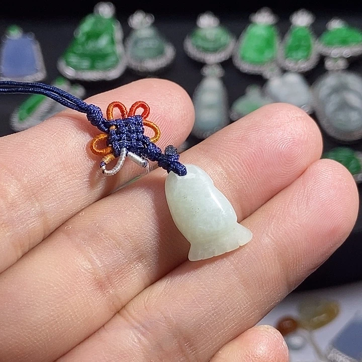 翡翠未镶嵌颈饰12345678