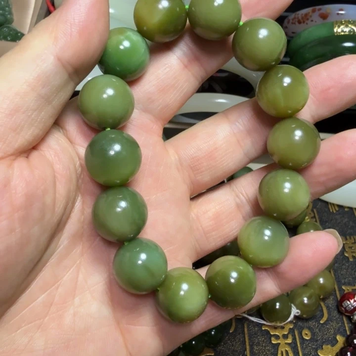 和田玉手串未镶嵌