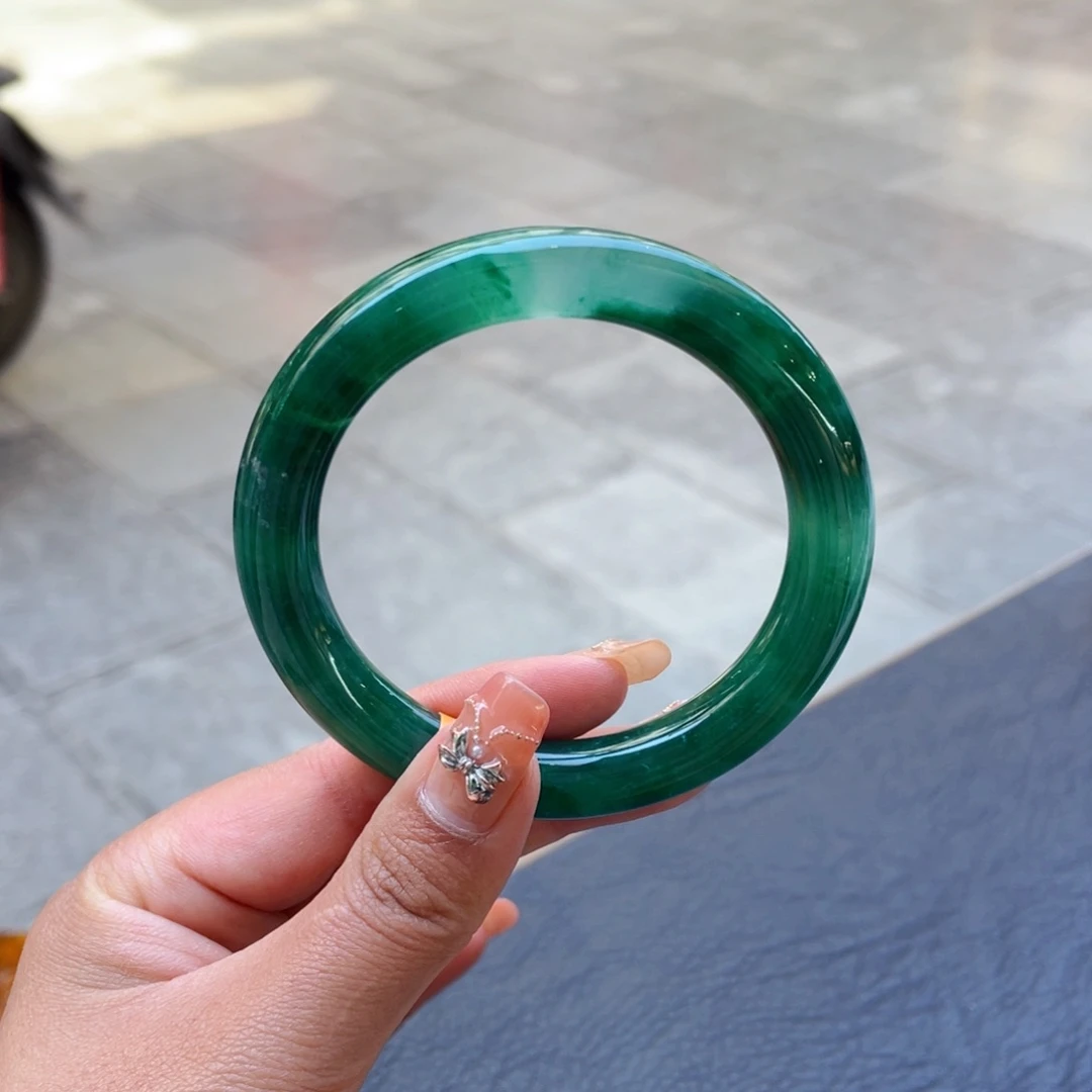 石英质玉手镯未镶嵌23