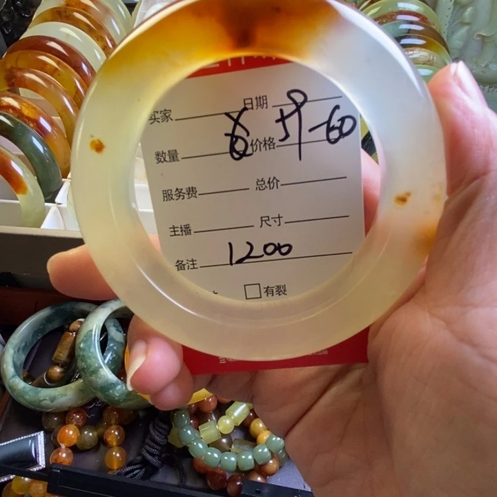 我***～蛇纹石玉未镶嵌手镯