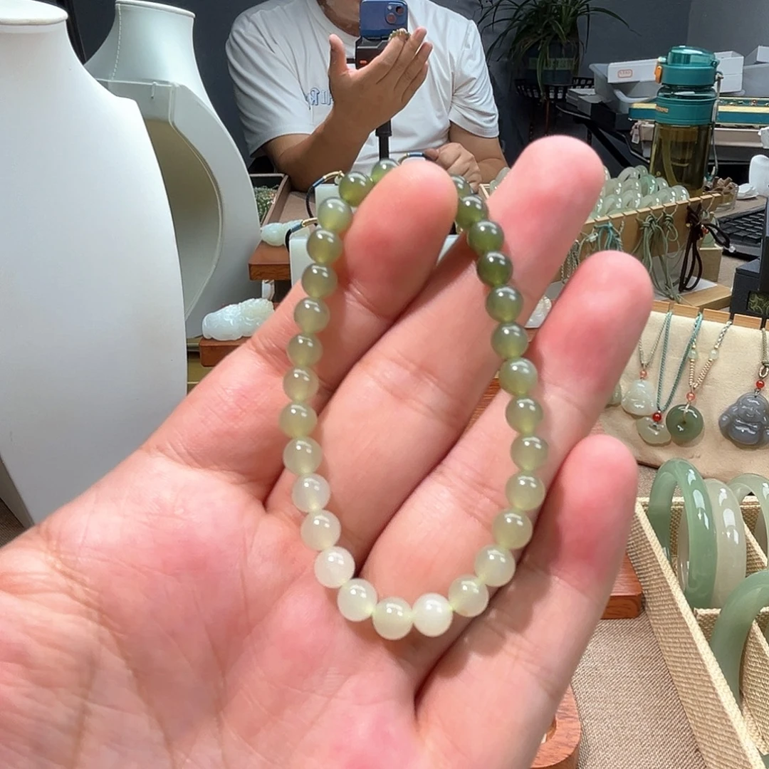 和田玉（糖玉）未镶嵌手链