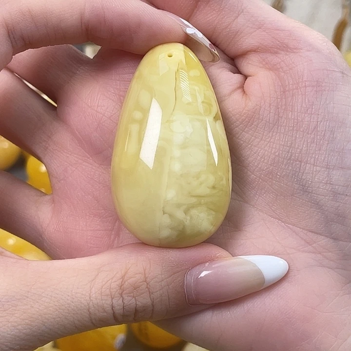 琥珀未镶嵌珠宝奇石琥珀蜜蜡J53