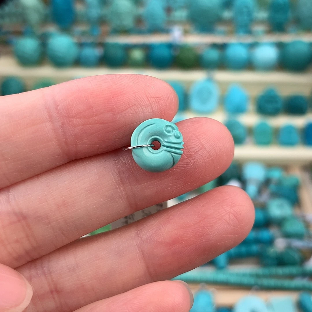 绿松石未镶嵌珠宝奇石