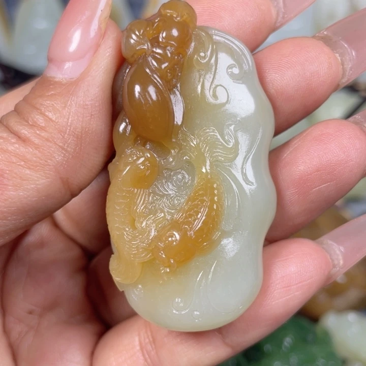 和田玉未镶嵌挂件