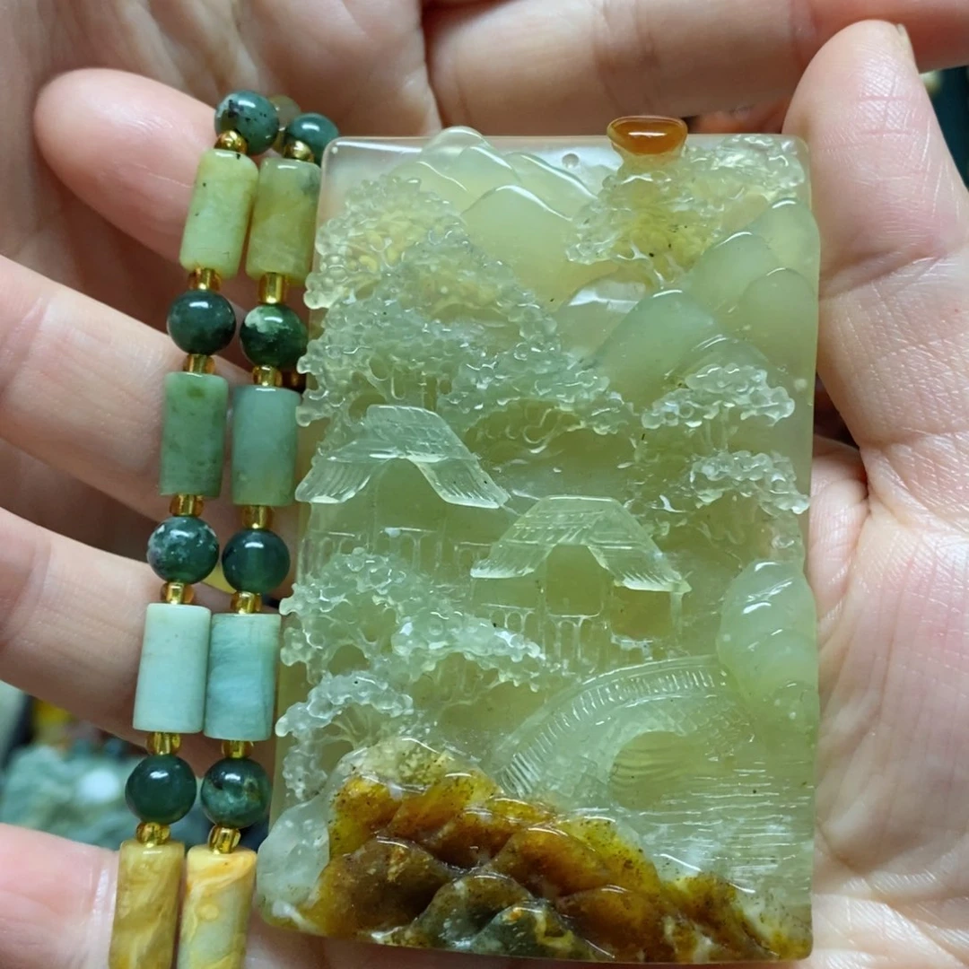 岫玉吊坠(赠链)未镶嵌