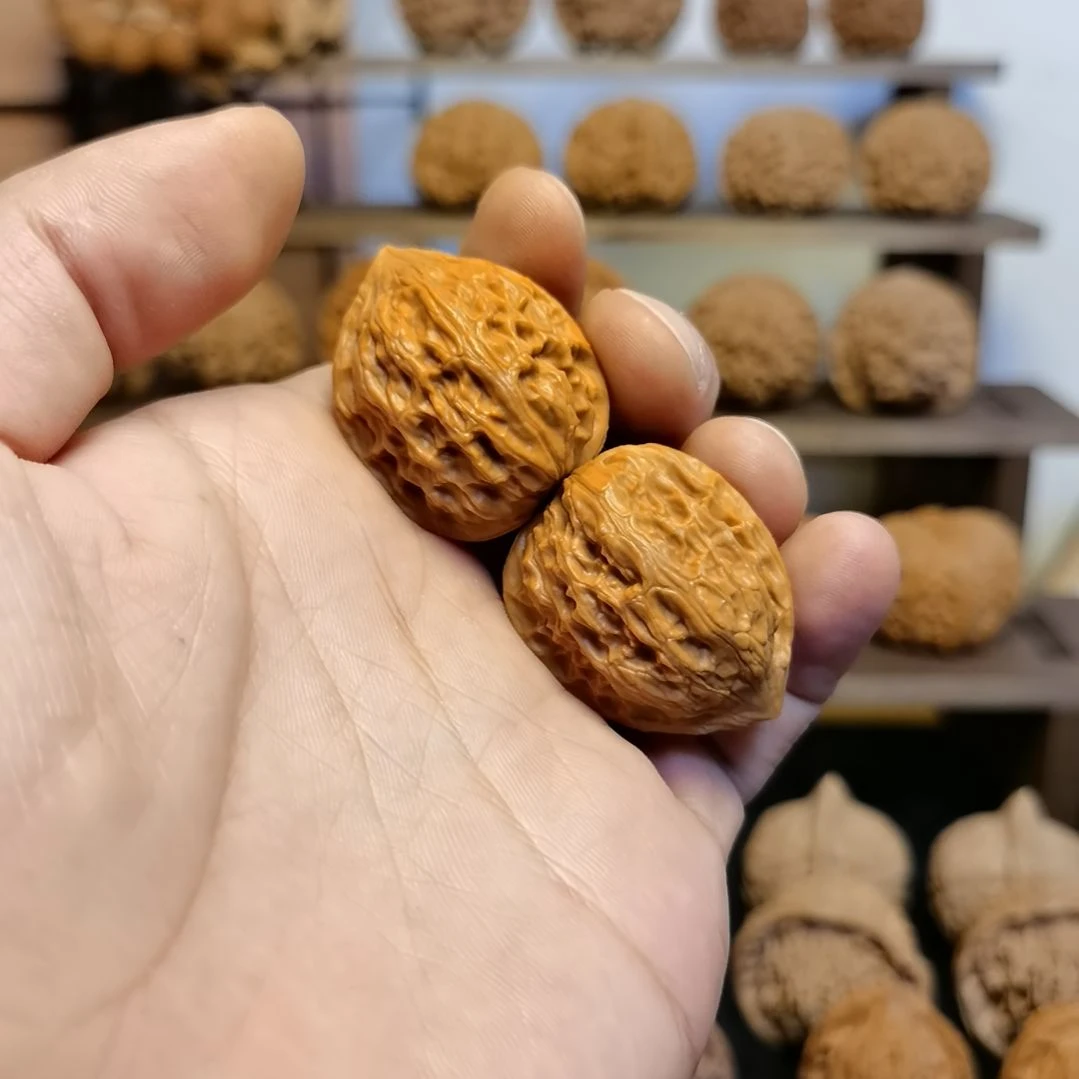 文玩核桃把件29全品小金牛