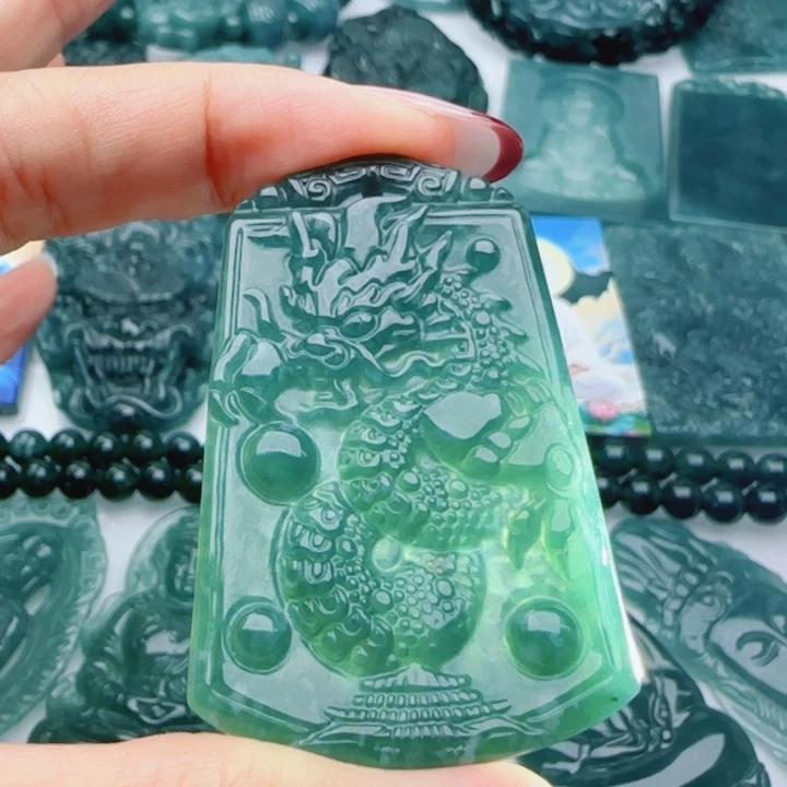 翡翠未镶嵌颈饰多样性发货天然A货翡翠