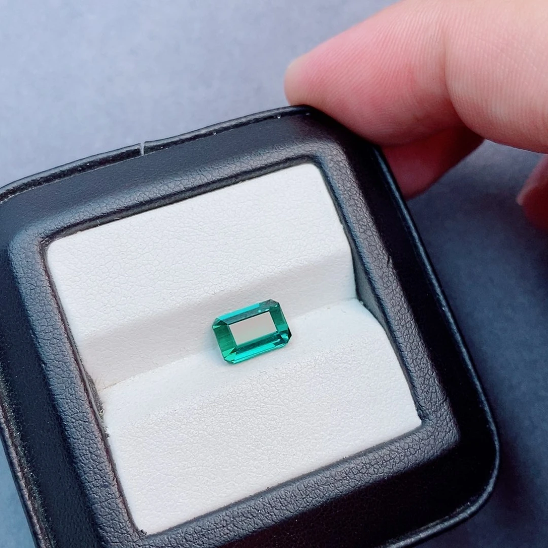 未镶嵌珠宝半成品碧玺2.2ct 拉贡