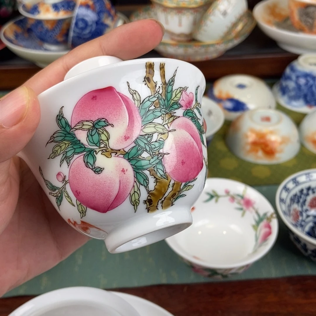 陶瓷的设计师是一个人