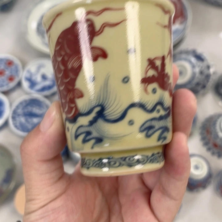 瓷片景德镇釉里红鱼化龙闻香杯