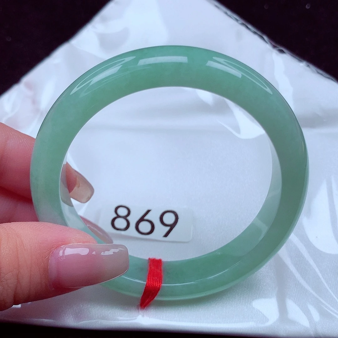 翡翠未镶嵌手镯天然缅甸翡翠A货