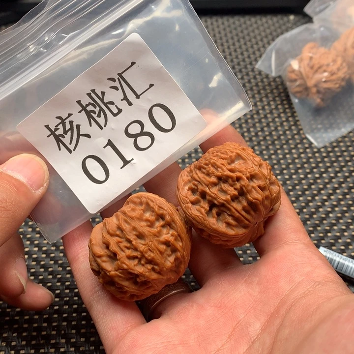 文玩核桃吊坠磨盘42