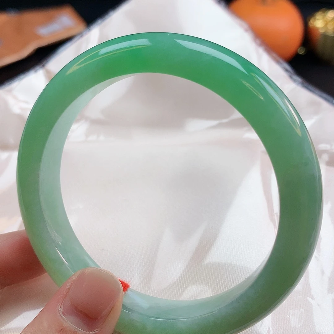 翡翠手镯未镶嵌59圈2414