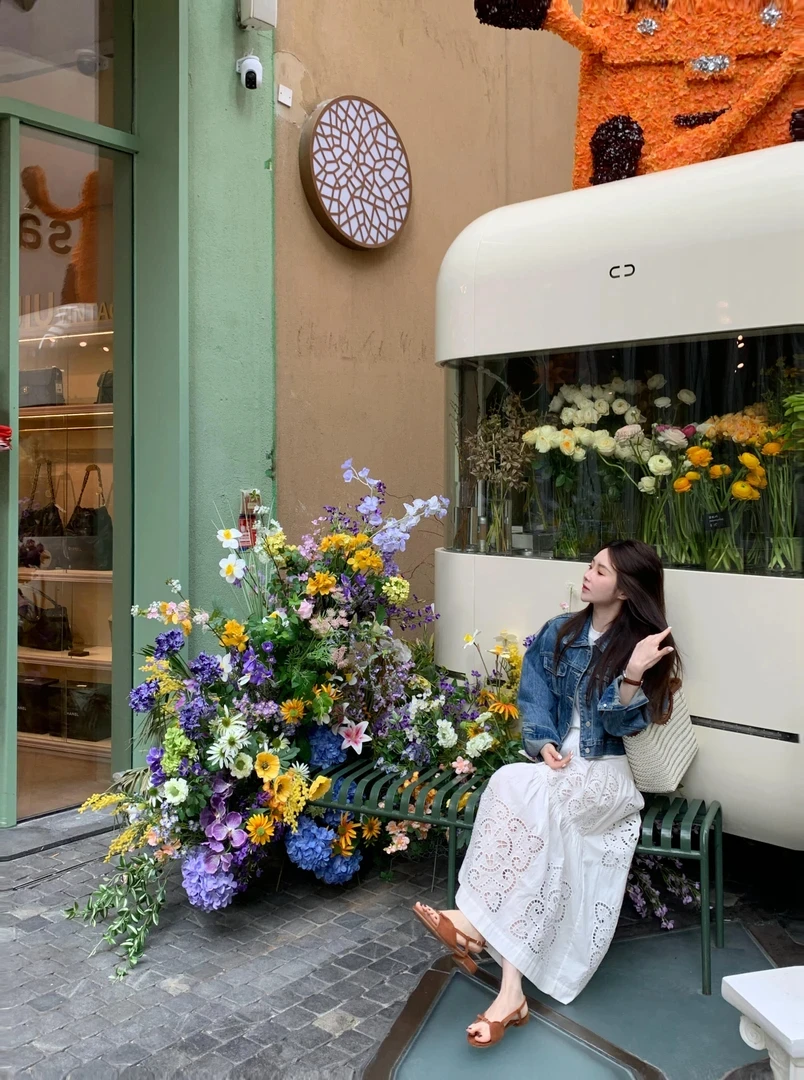 2025春季新款复古气质牛仔外套上衣百搭高腰显瘦白色半身裙套装