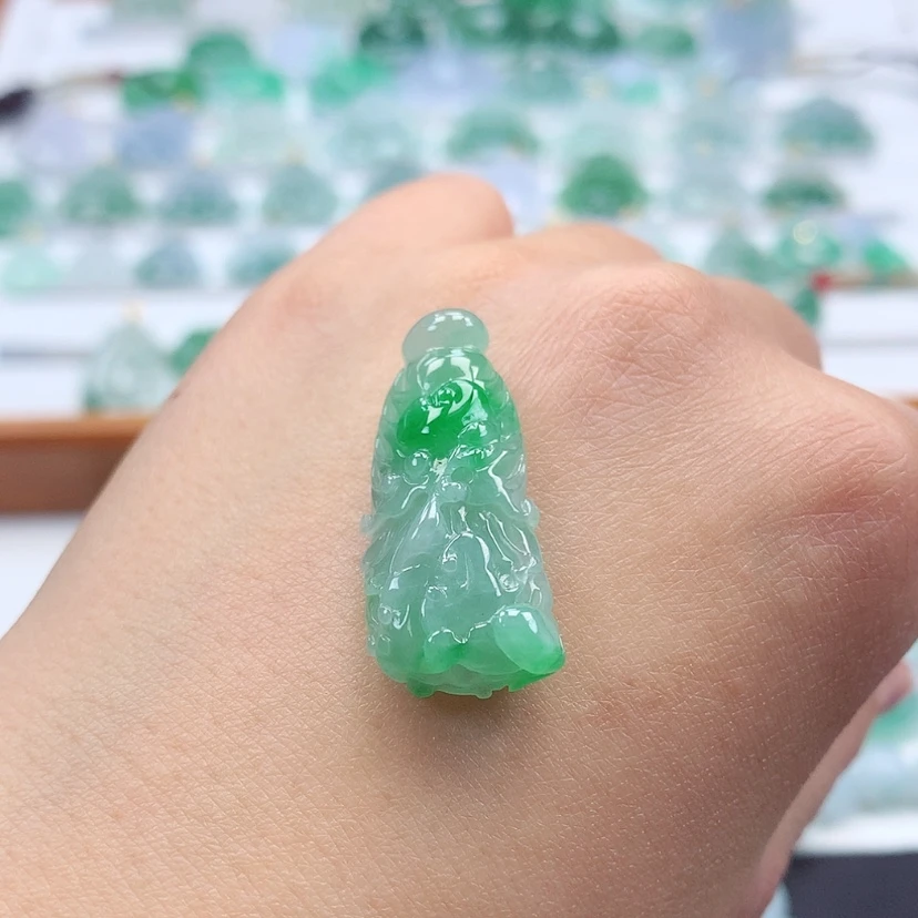 【闪购商品】翡翠吊坠(不含链)未镶嵌