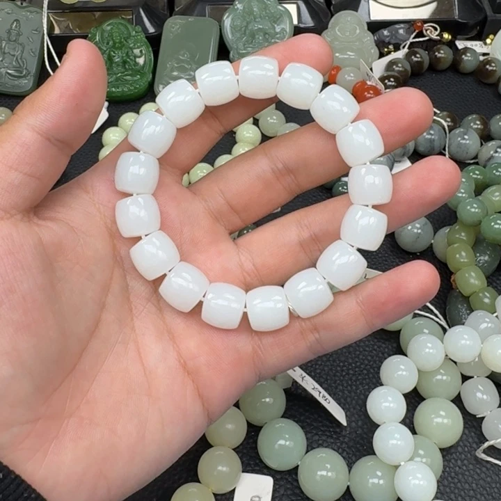 和田玉未镶嵌手链