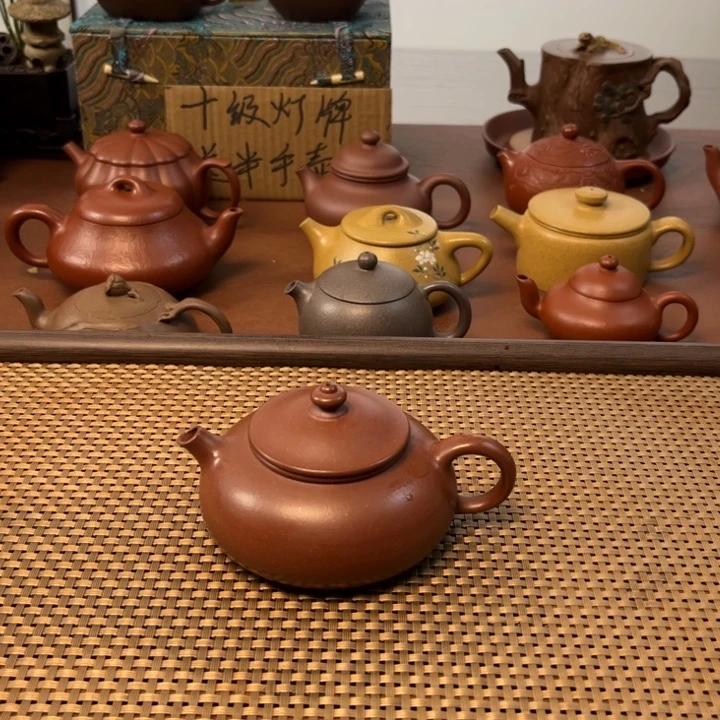 紫砂茶壶寒江红皮龙半手壶