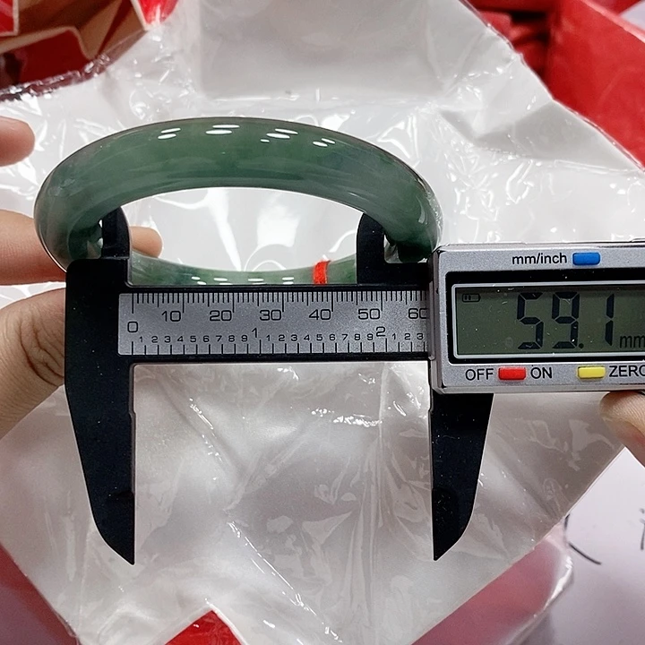 翡翠手镯未镶嵌207