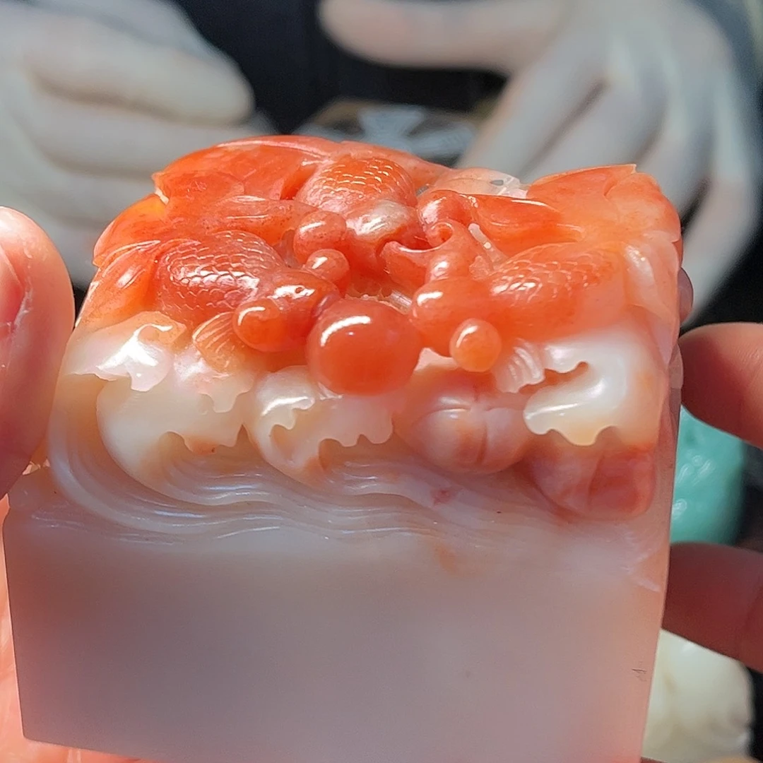 寿山石印石这种现象很明显了