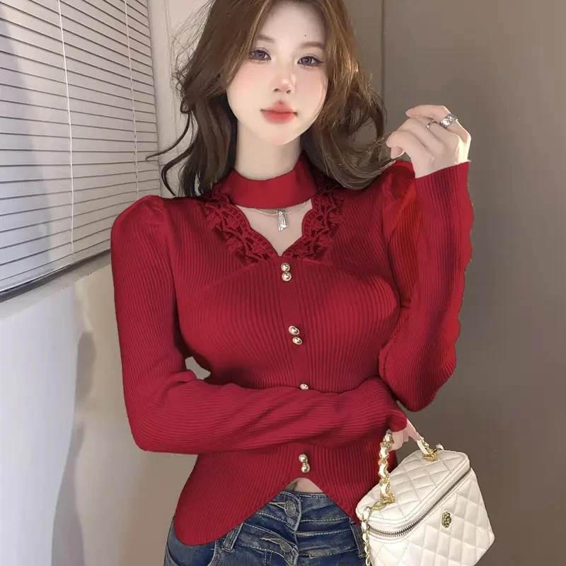 2025冬季V领拼接蕾丝边修身甜美单排扣挂脖不规则毛针织衫H4-12
