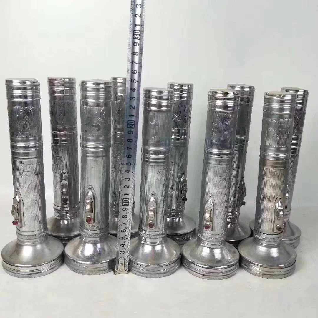 五六十年代用的手电筒，装电池的，民俗收藏，影视道具收藏佳品！