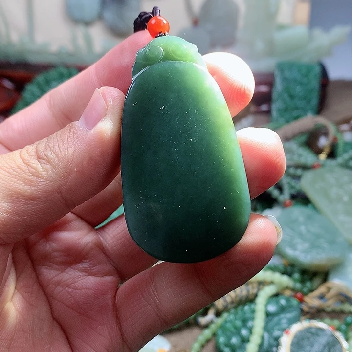 未镶嵌和田玉挂件