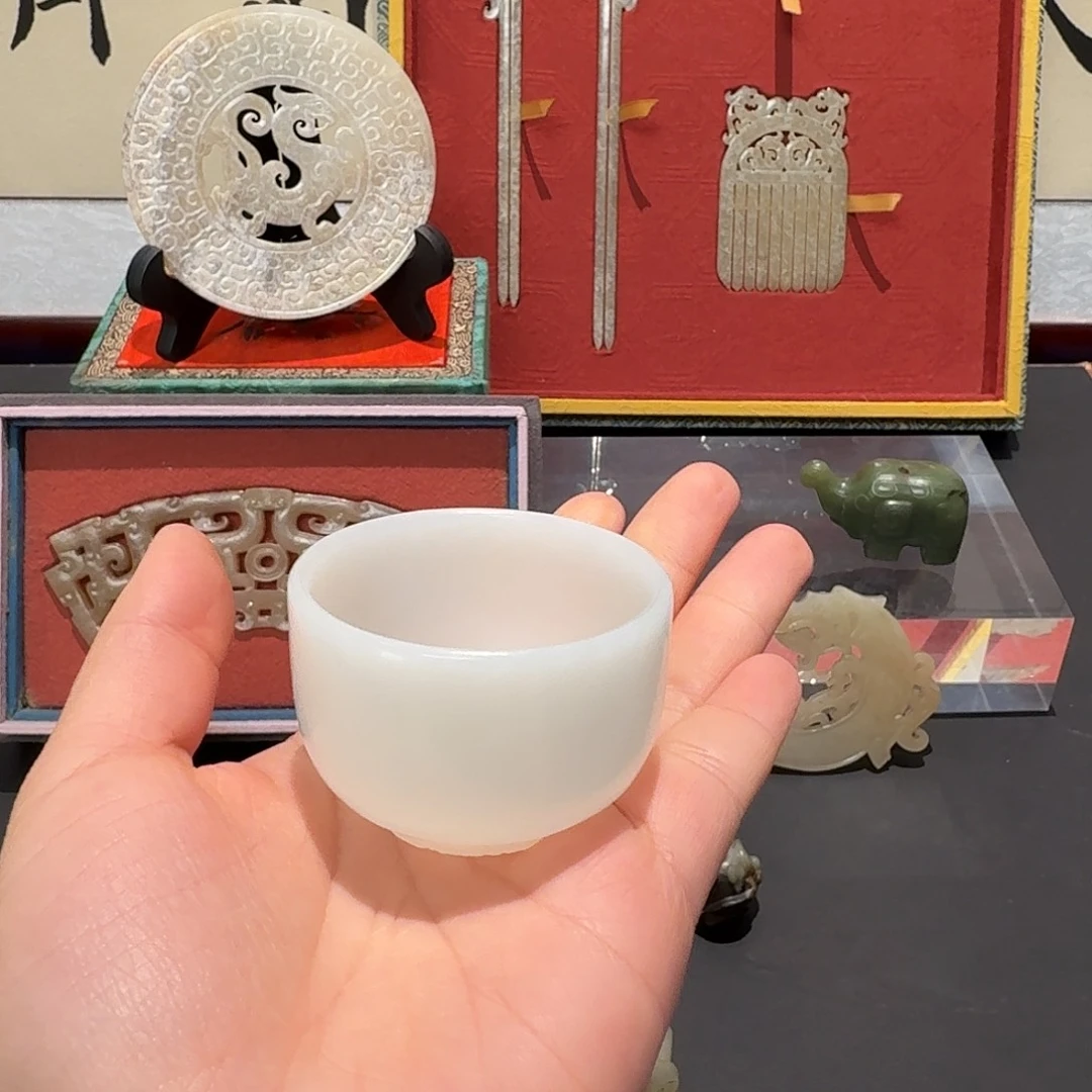 我***遥和田玉未镶嵌挂件