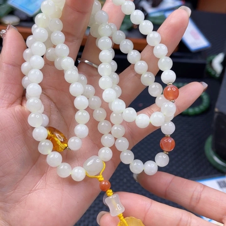 【闪购商品】和田玉颈饰未镶嵌卡8