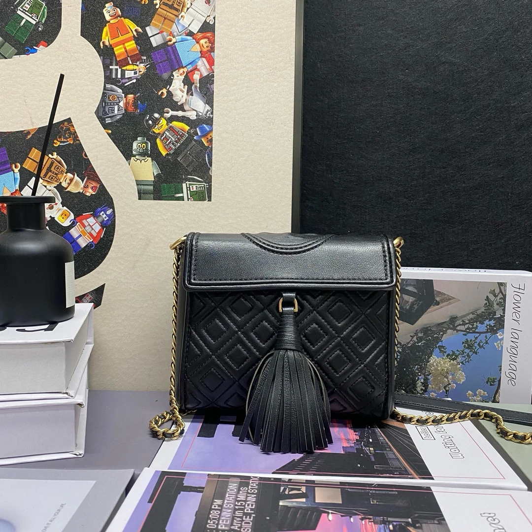 95新 TORY BURCH/汤丽柏琦 汤丽柏琦22374斜挎包17*15