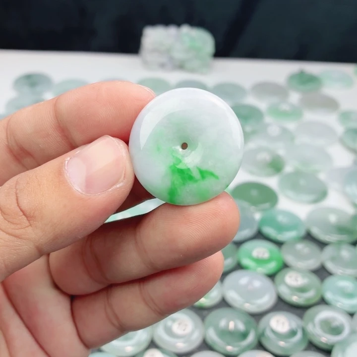 翡翠未镶嵌颈饰缅甸天然A货翡翠29.2-5.5