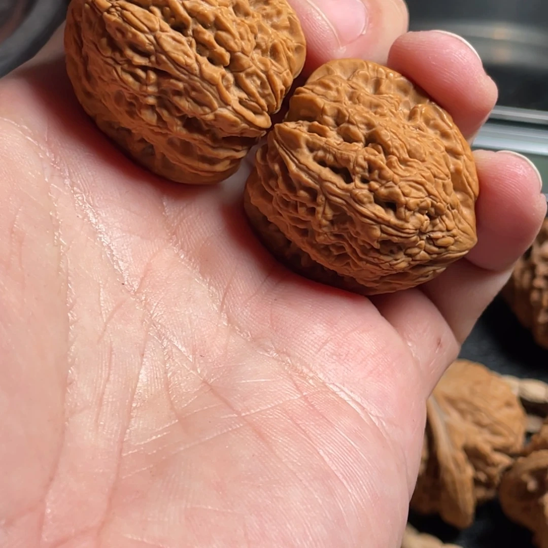 吊坠文玩核桃绣球