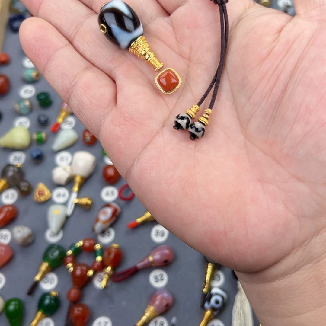 玛瑙/玉髓饰品未镶嵌衹***